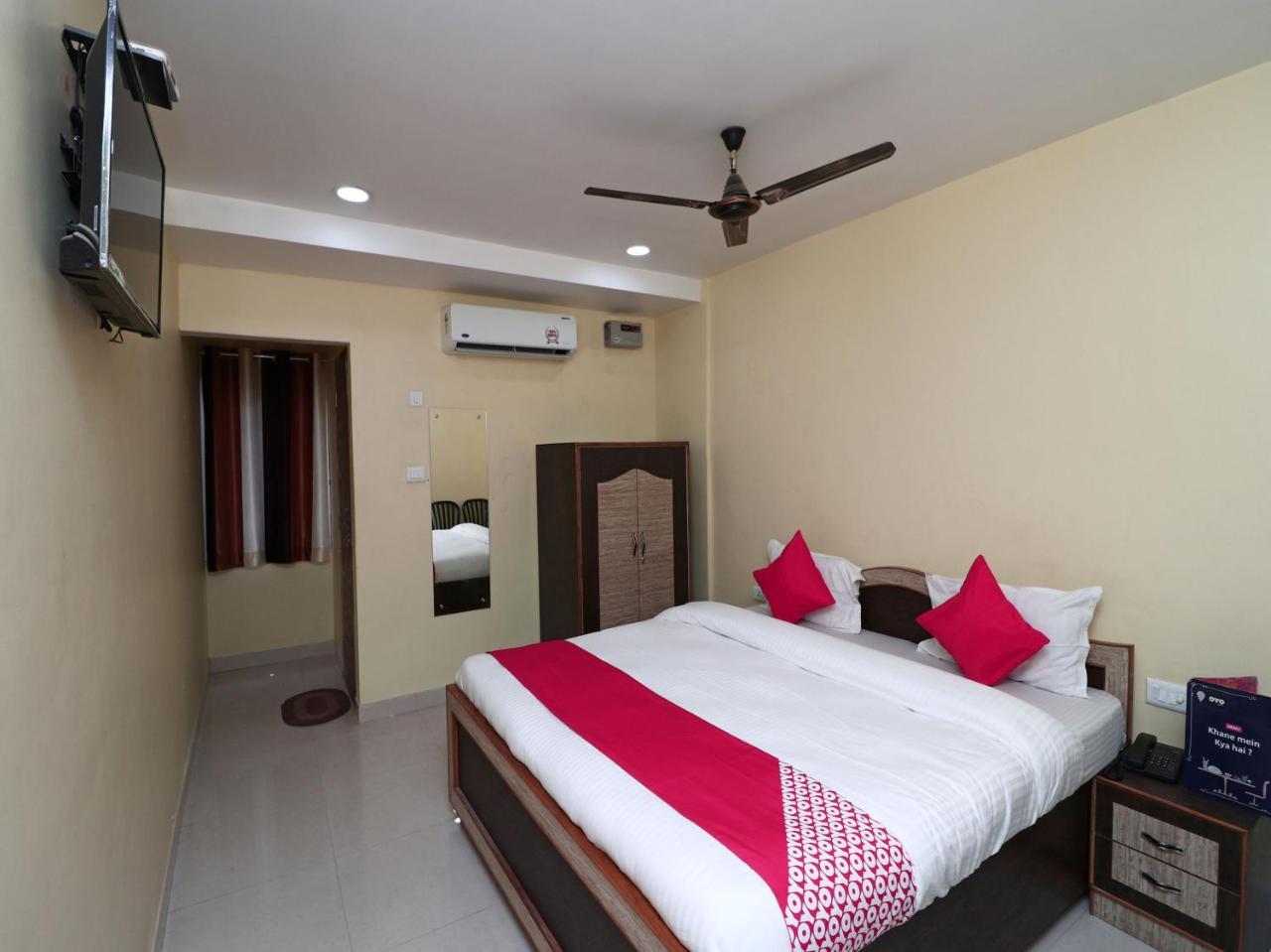 Oyo 15355 Govind Guest House Горакхпур Экстерьер фото